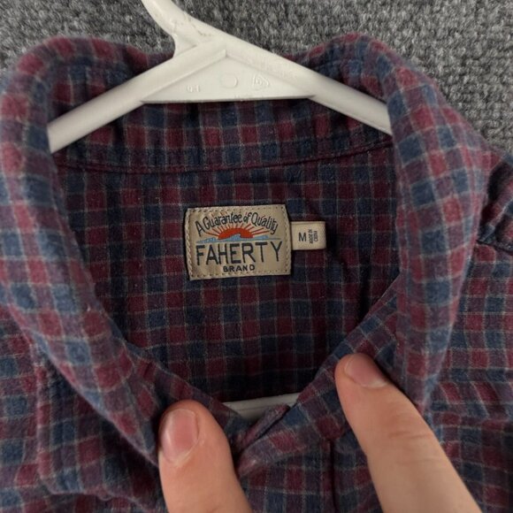 Faherty Flannel Soft Red Blue Check Button Up Shirt Long Sleeve Medium Cotton - Picture 8 of 15